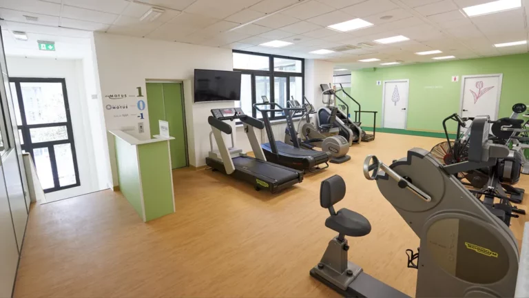 PALESTRA ALLENAMENTO AEROBICO